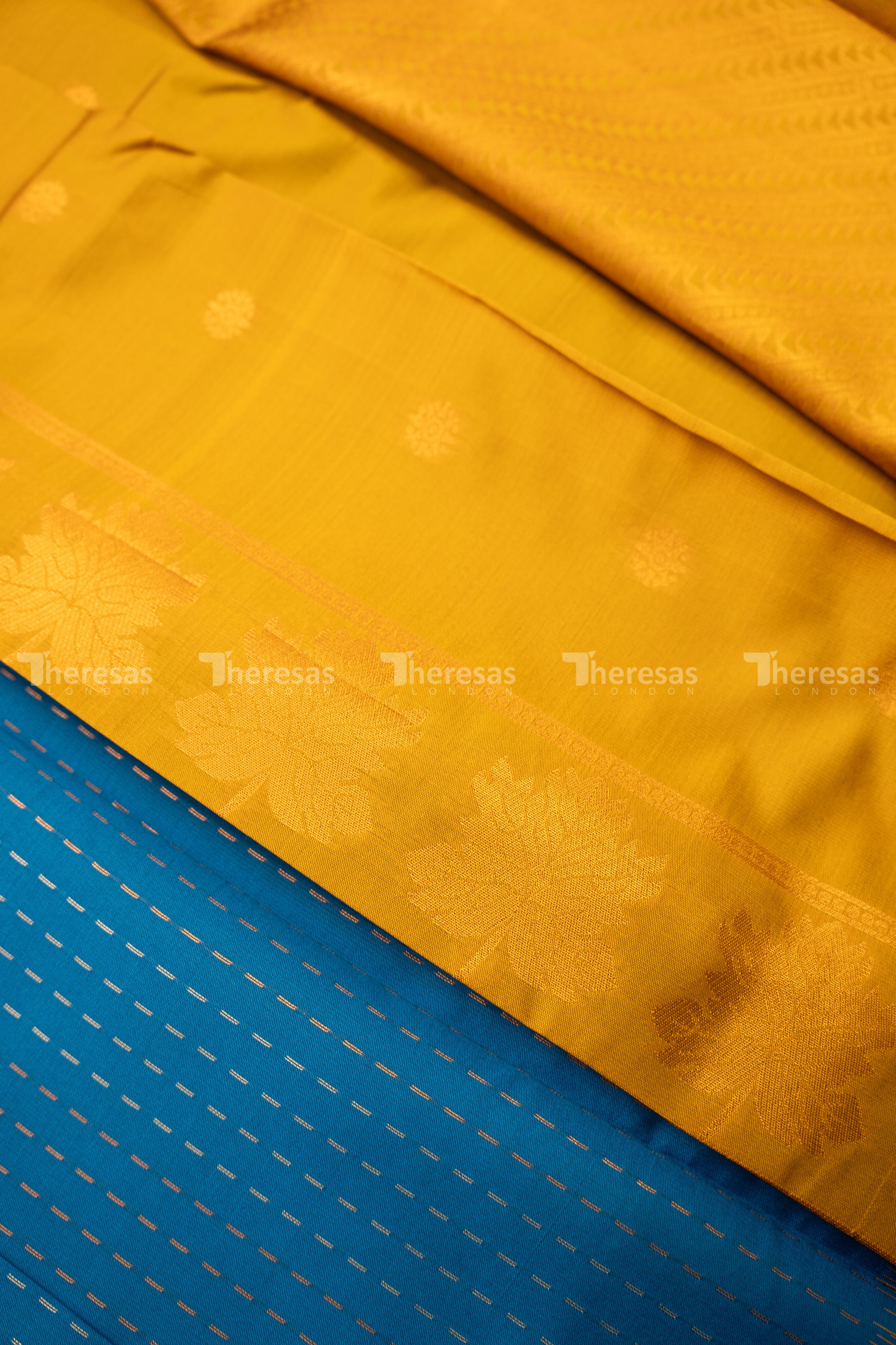 Semi Soft Silk Saree (10014)